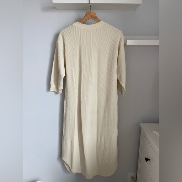 Uniqlo Cream Dress/ Small Size - Picture 2 of 3